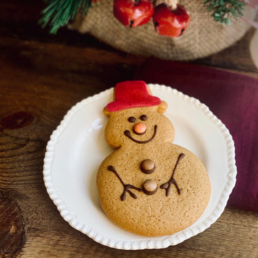 Gingerbread Snowmen (Single biscuit) - Christmas Box
