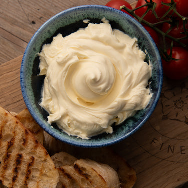 Barncliffe Mascarpone - 200g Tub -Christmas Box
